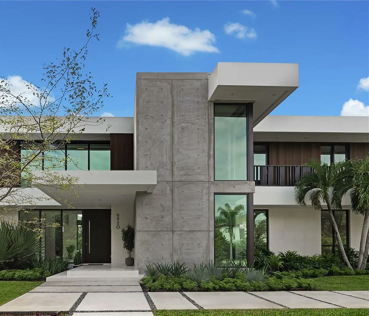 Fachada — Pinecrest